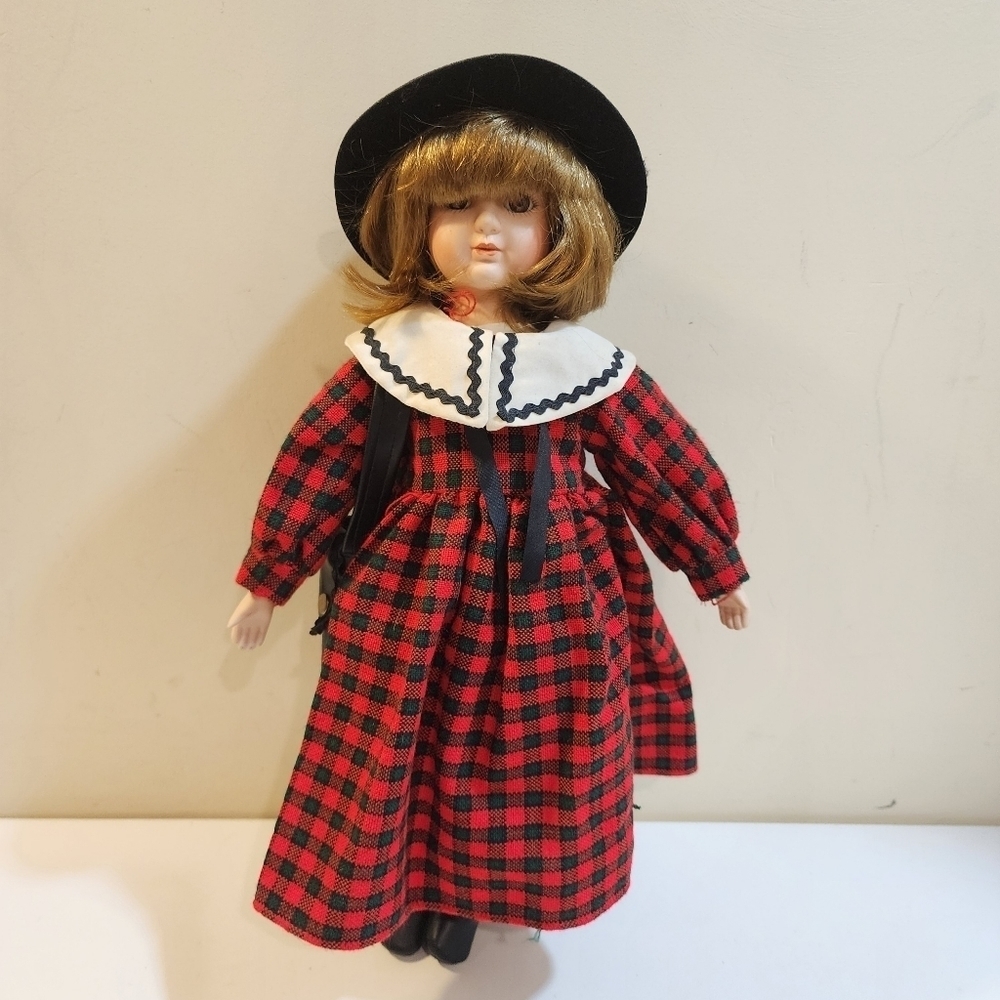Holliday treasures Vintage Collectible porcelan doll